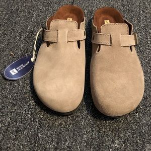 Brand New White Mountain Taupe Shoes/Slides
